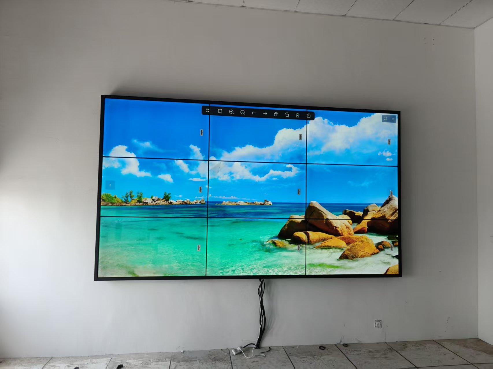 江西客戶(hù)49寸液晶拼接屏3×3項(xiàng)目順利交付,品質(zhì)與效率的雙重見(jiàn)證